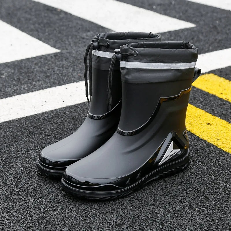 2026 Men's new short tube water boots, waterproof shoes, anti slip thick soled rain boots, outdoor work rain boots