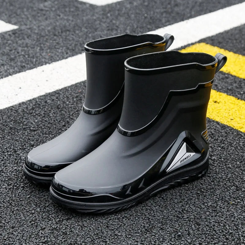 2026 Men's new short tube water boots, waterproof shoes, anti slip thick soled rain boots, outdoor work rain boots